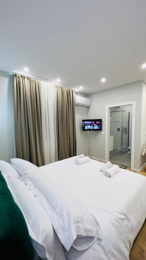 Kristi Apartments 01 地拉那 外观 照片