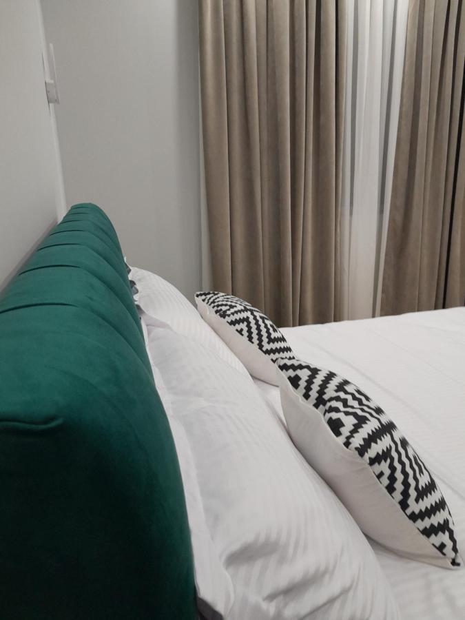 Kristi Apartments 01 地拉那 外观 照片