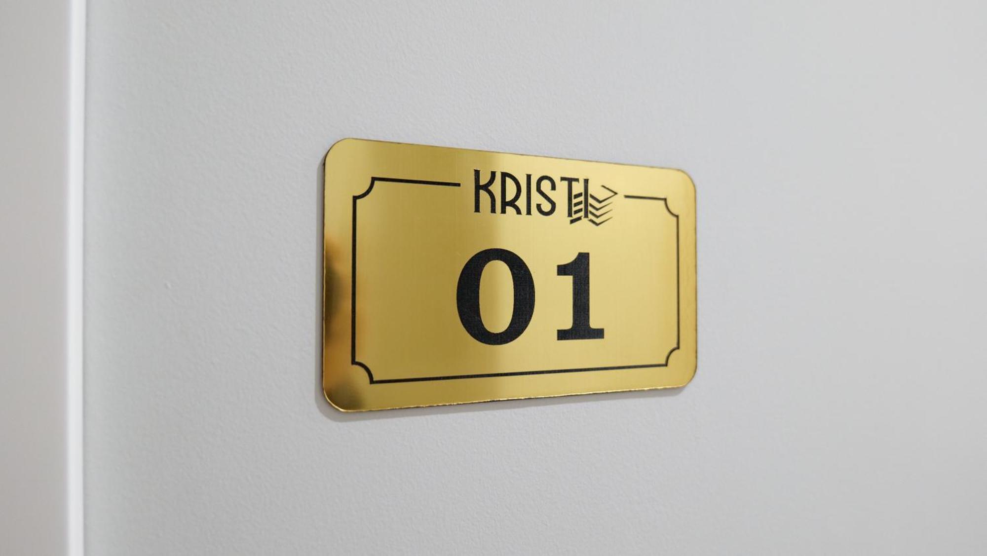 Kristi Apartments 01 地拉那 外观 照片