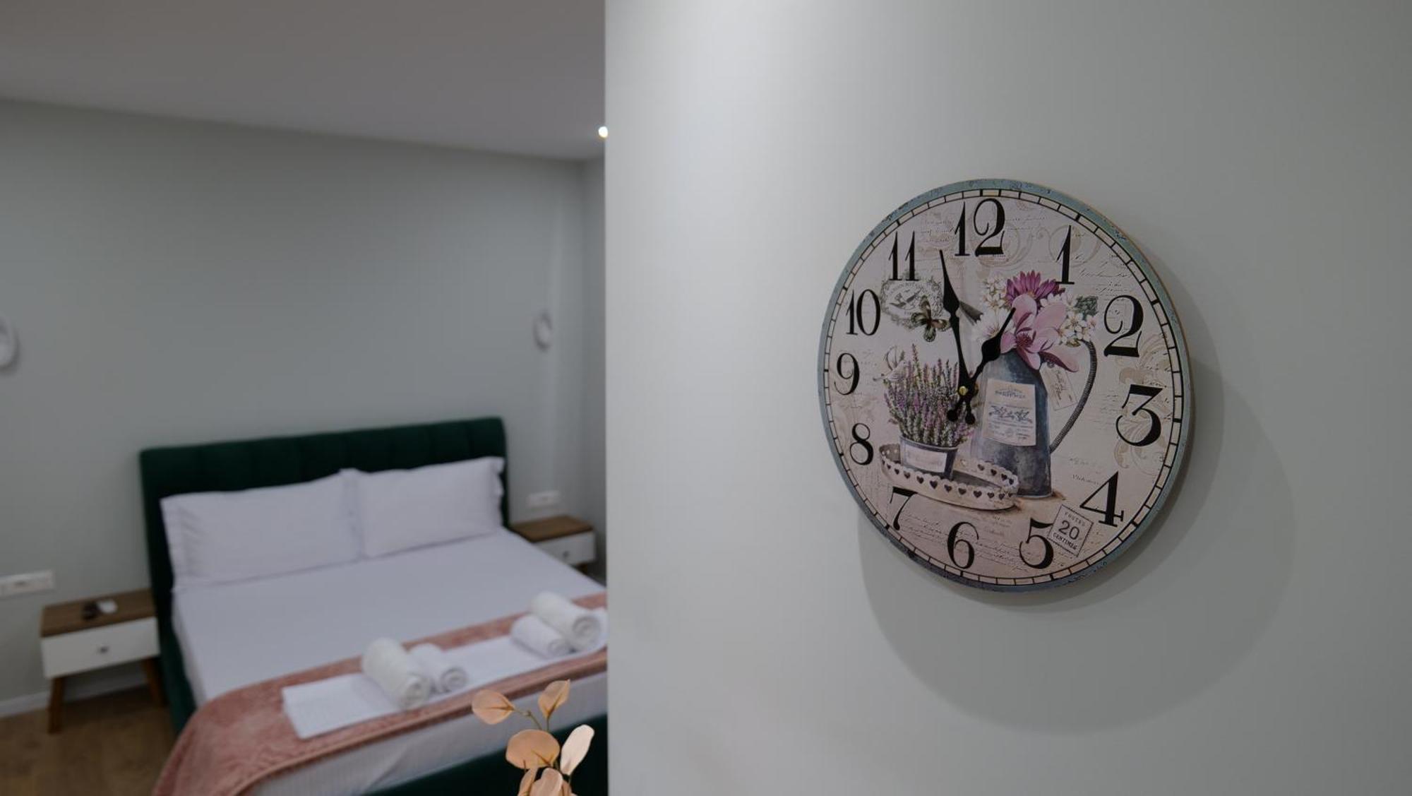Kristi Apartments 01 地拉那 外观 照片