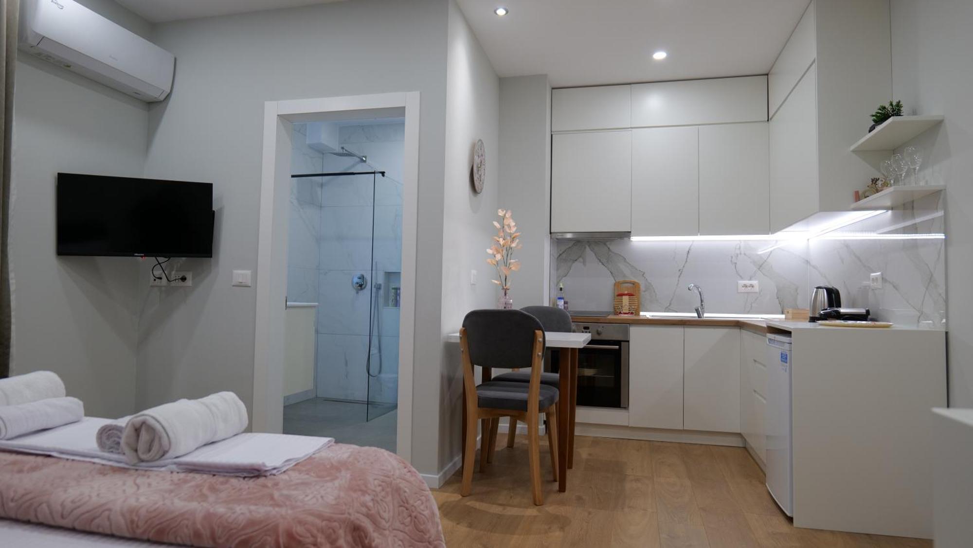 Kristi Apartments 01 地拉那 外观 照片