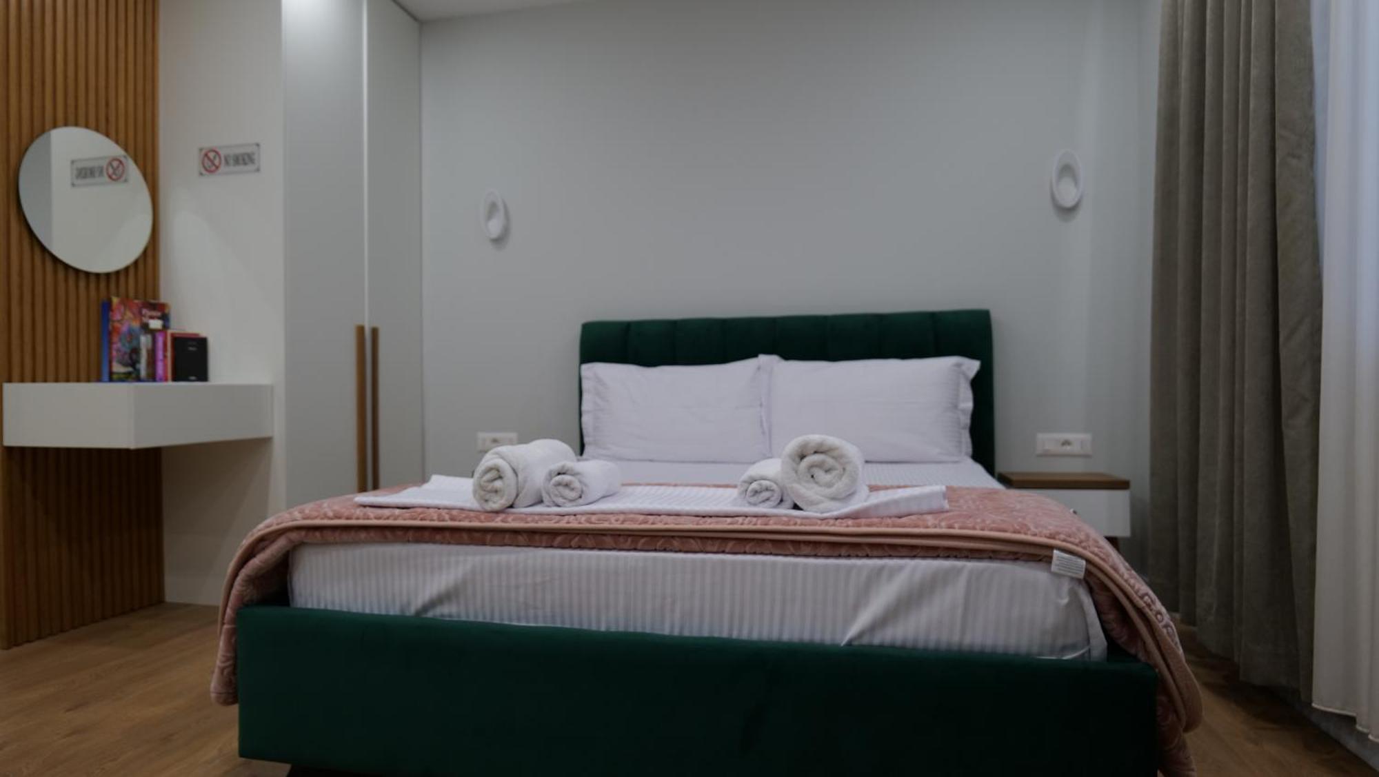 Kristi Apartments 01 地拉那 外观 照片